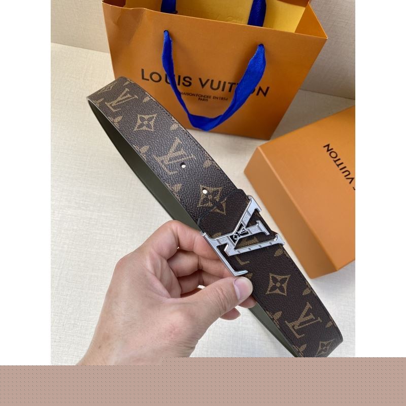 l**is V*t*n
